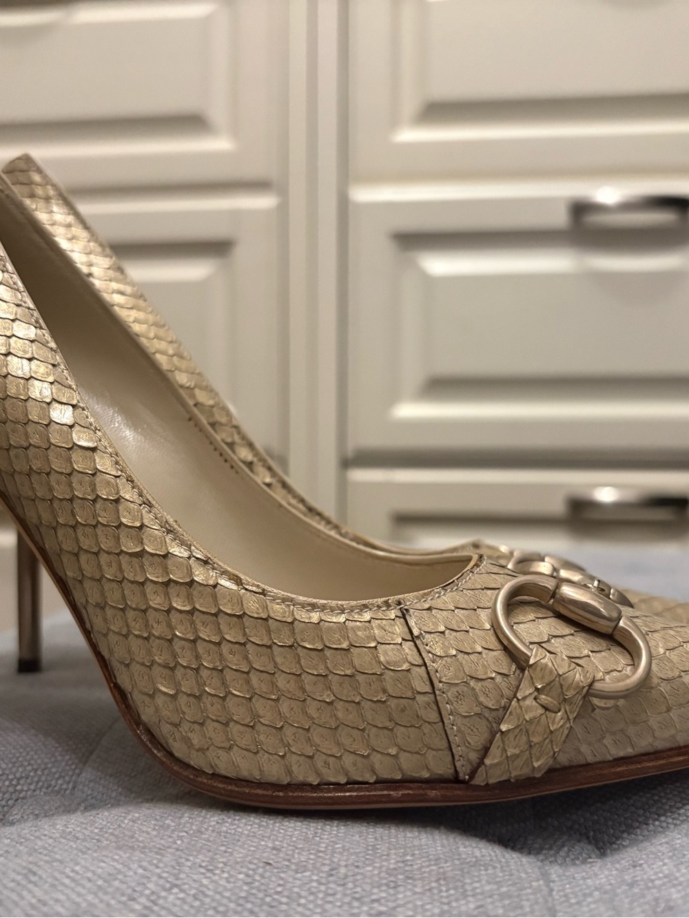 Elegant Beige Stiletto Heels - Picture 10 of 10